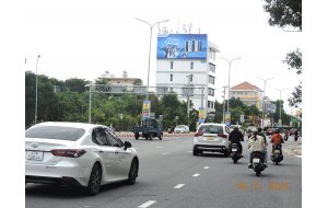 Công ty Song Thành Công hoàn thành QC Hòa Phát tại 571 Nguyễn Hữu Thọ, Đà Nẵng